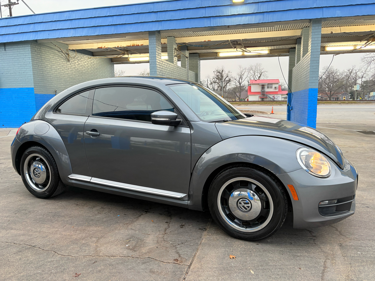 Volkswagen Beetle Coupe 2dr Auto 2.5L 2013