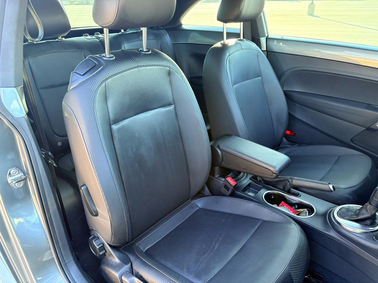 Volkswagen Beetle Coupe 2dr Auto 2.5L 2013