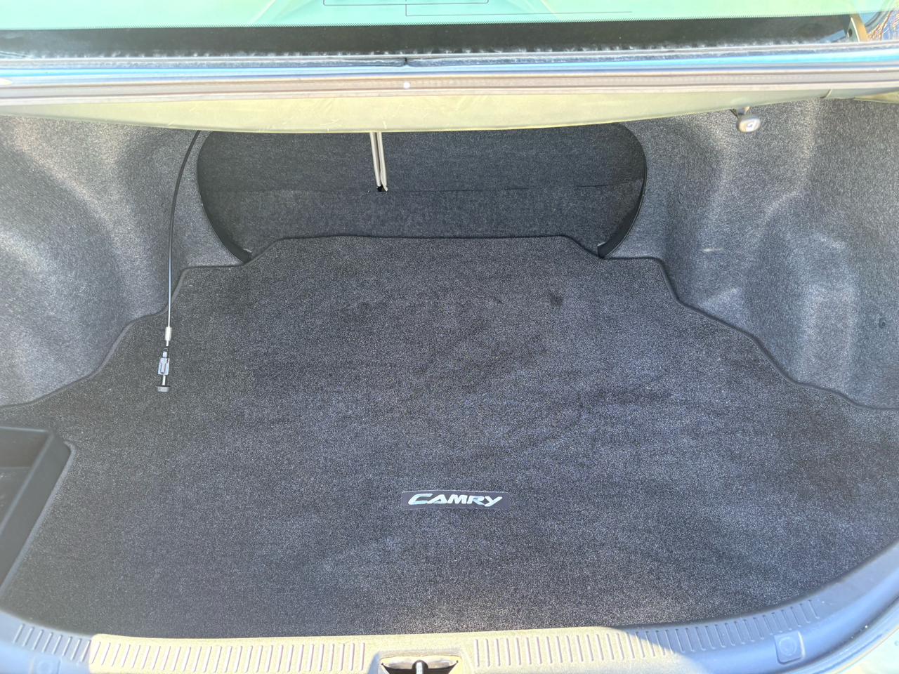 Toyota Camry 4dr Sedan LE Auto 2010