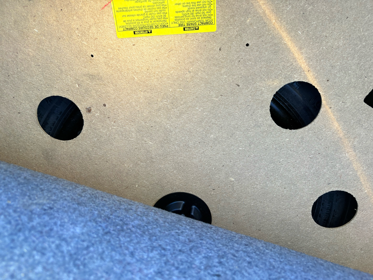 Toyota Camry 4dr Sedan LE Auto 2010