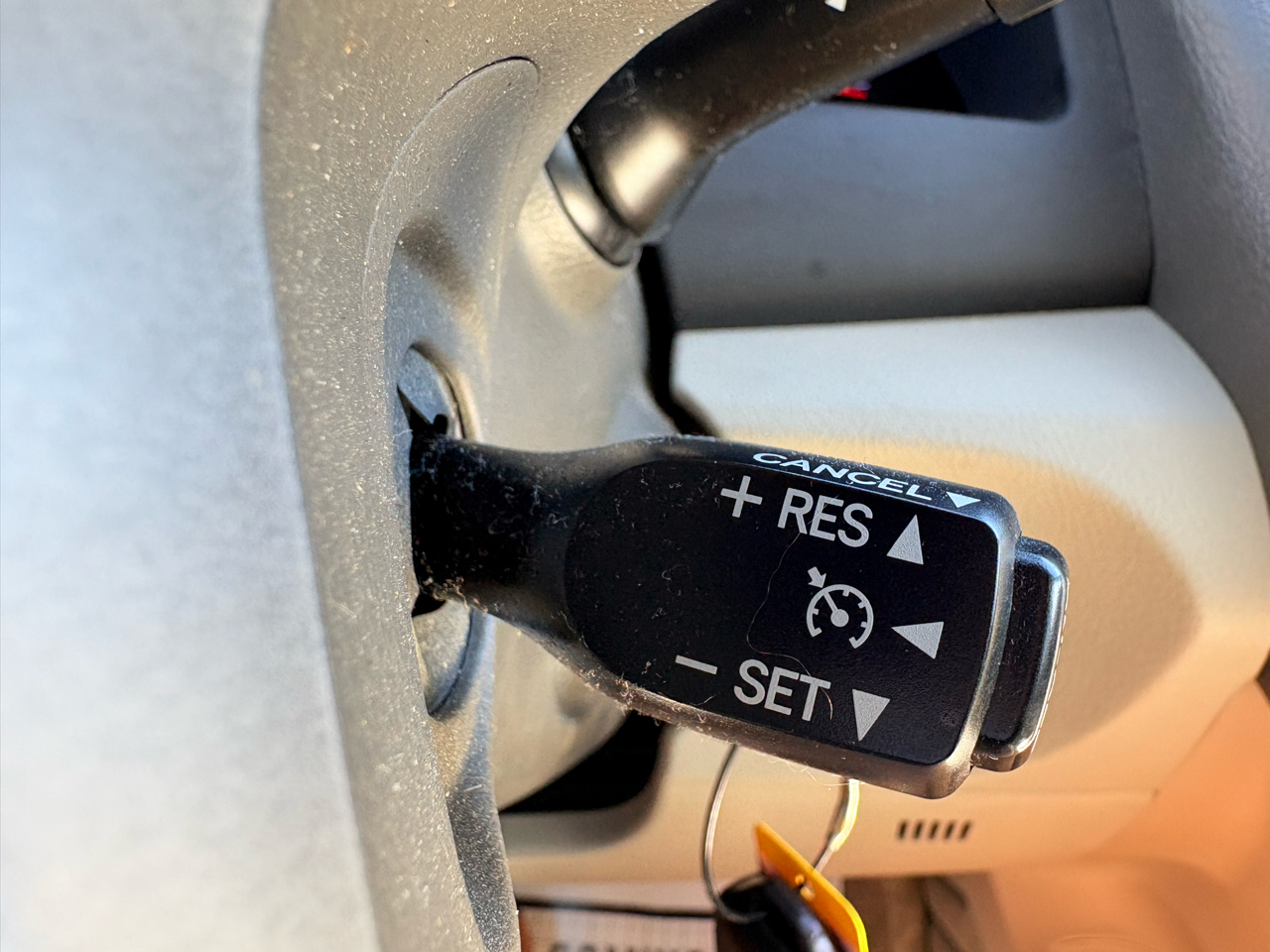 Toyota Camry 4dr Sedan LE Auto 2010