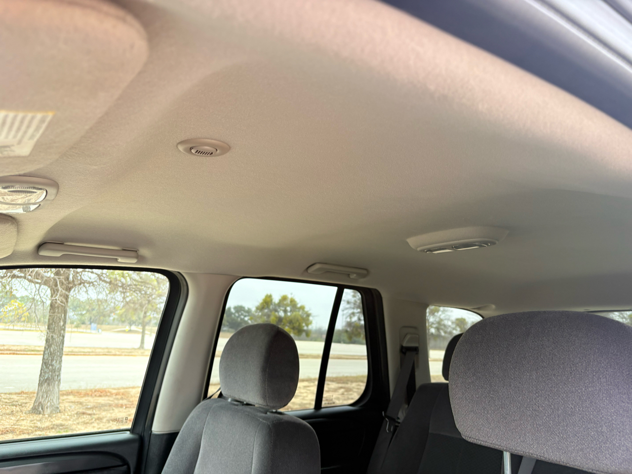 GMC Envoy 2WD 4dr SLT 2007