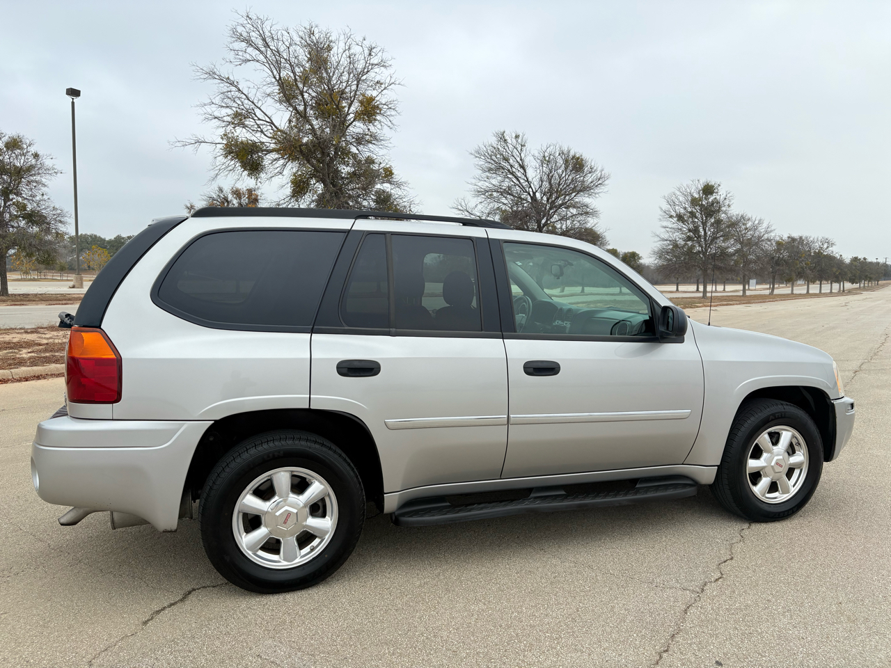 GMC Envoy 2WD 4dr SLT 2007