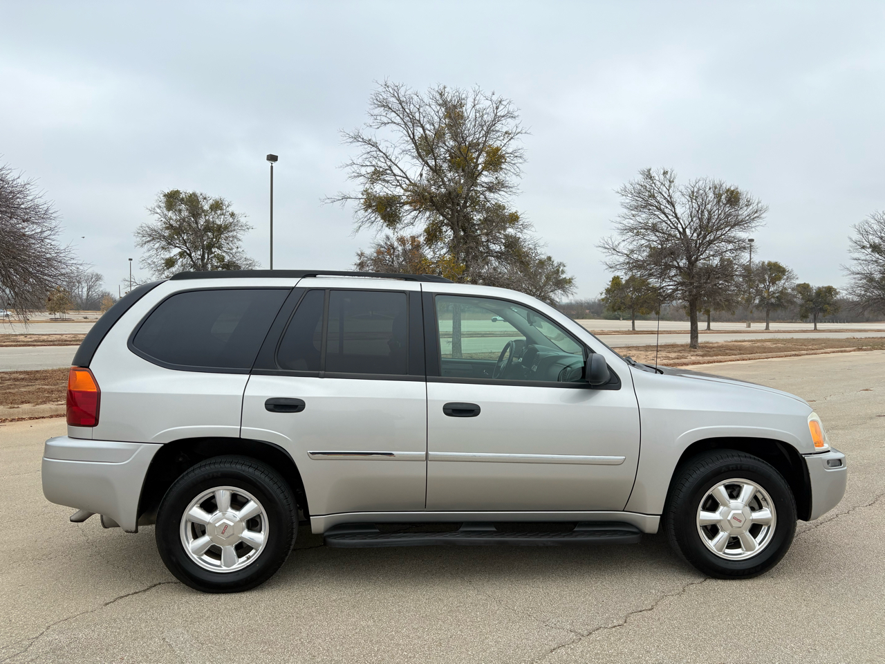GMC Envoy 2WD 4dr SLT 2007