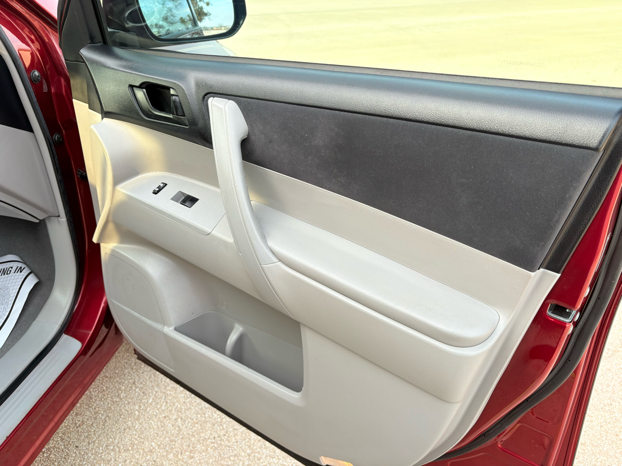 Toyota Highlander FWD 4dr Base (Natl) 2008