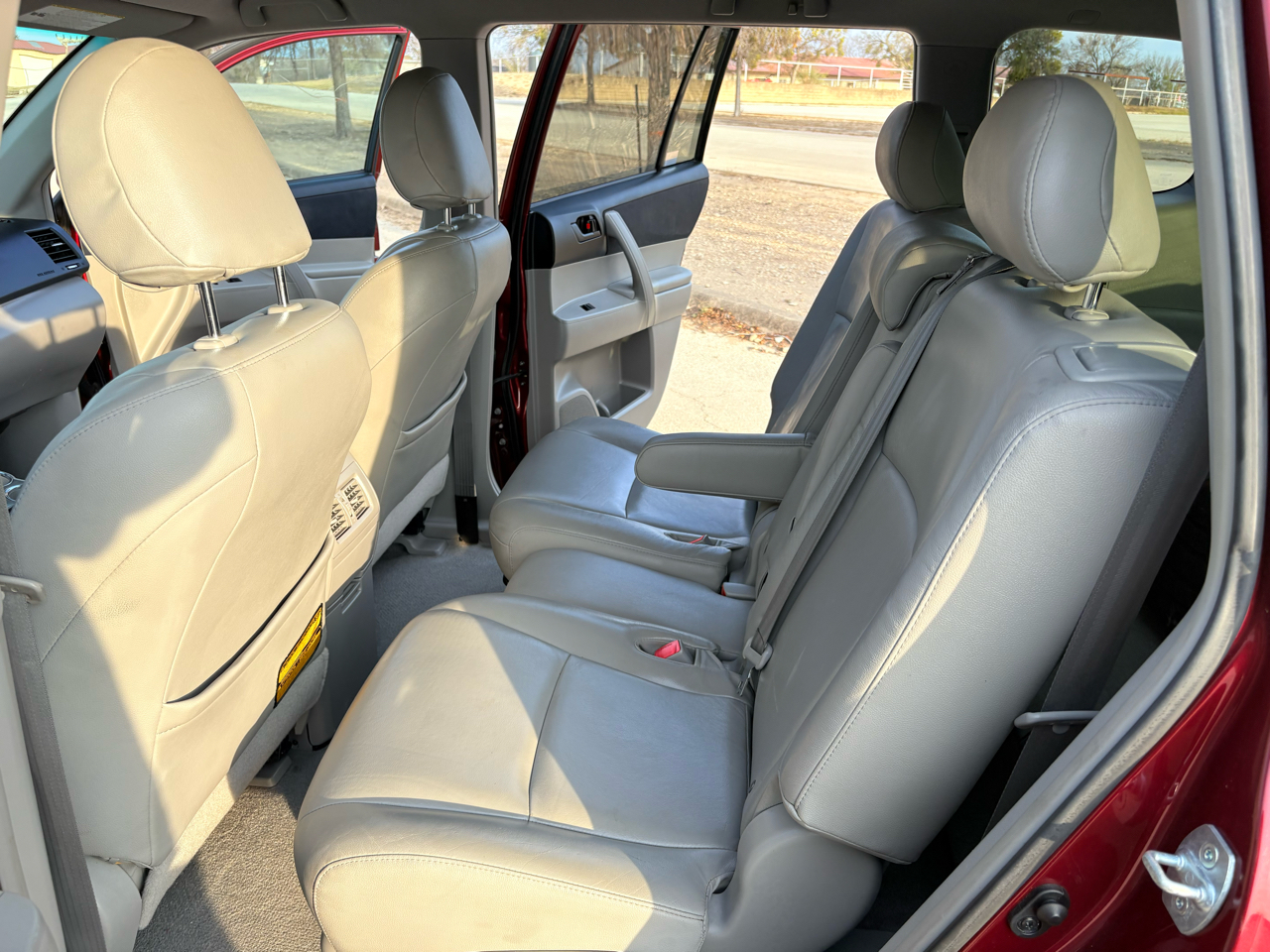 Toyota Highlander FWD 4dr Base (Natl) 2008