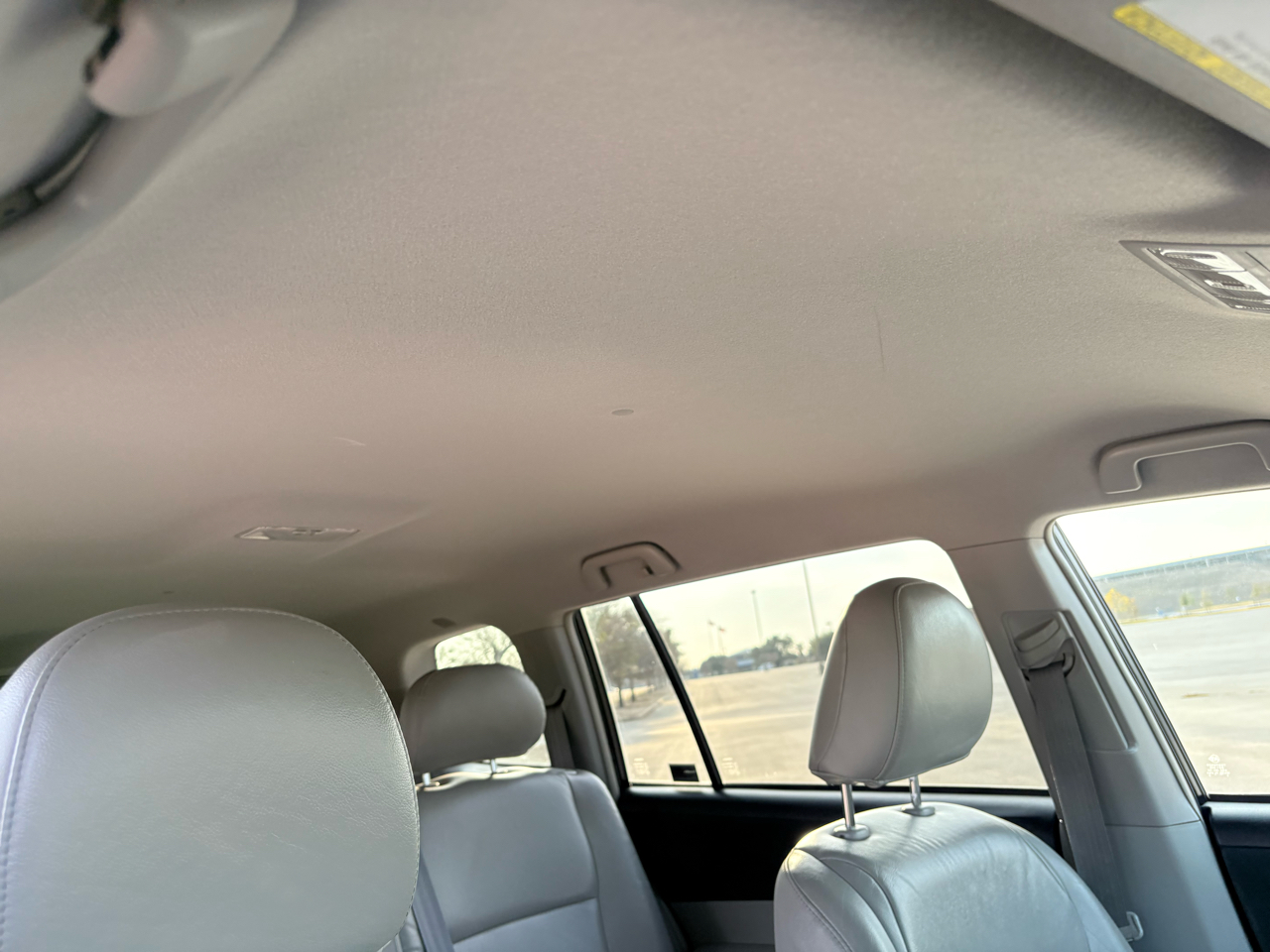 Toyota Highlander FWD 4dr Base (Natl) 2008