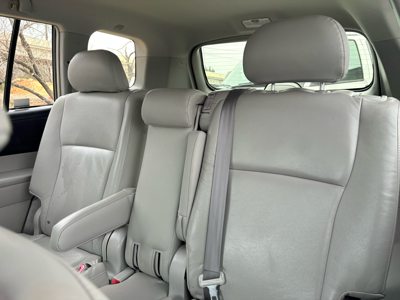 Toyota Highlander FWD 4dr Base (Natl) 2008