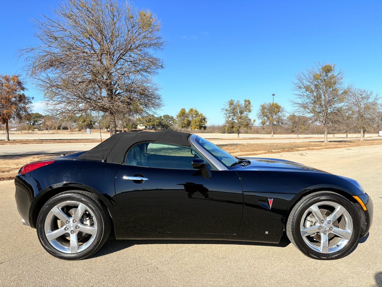 Pontiac Solstice 2dr Convertible 2006