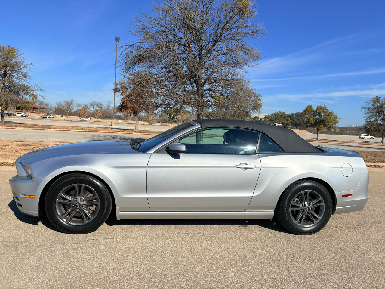 Ford Mustang 2dr Conv V6 2014