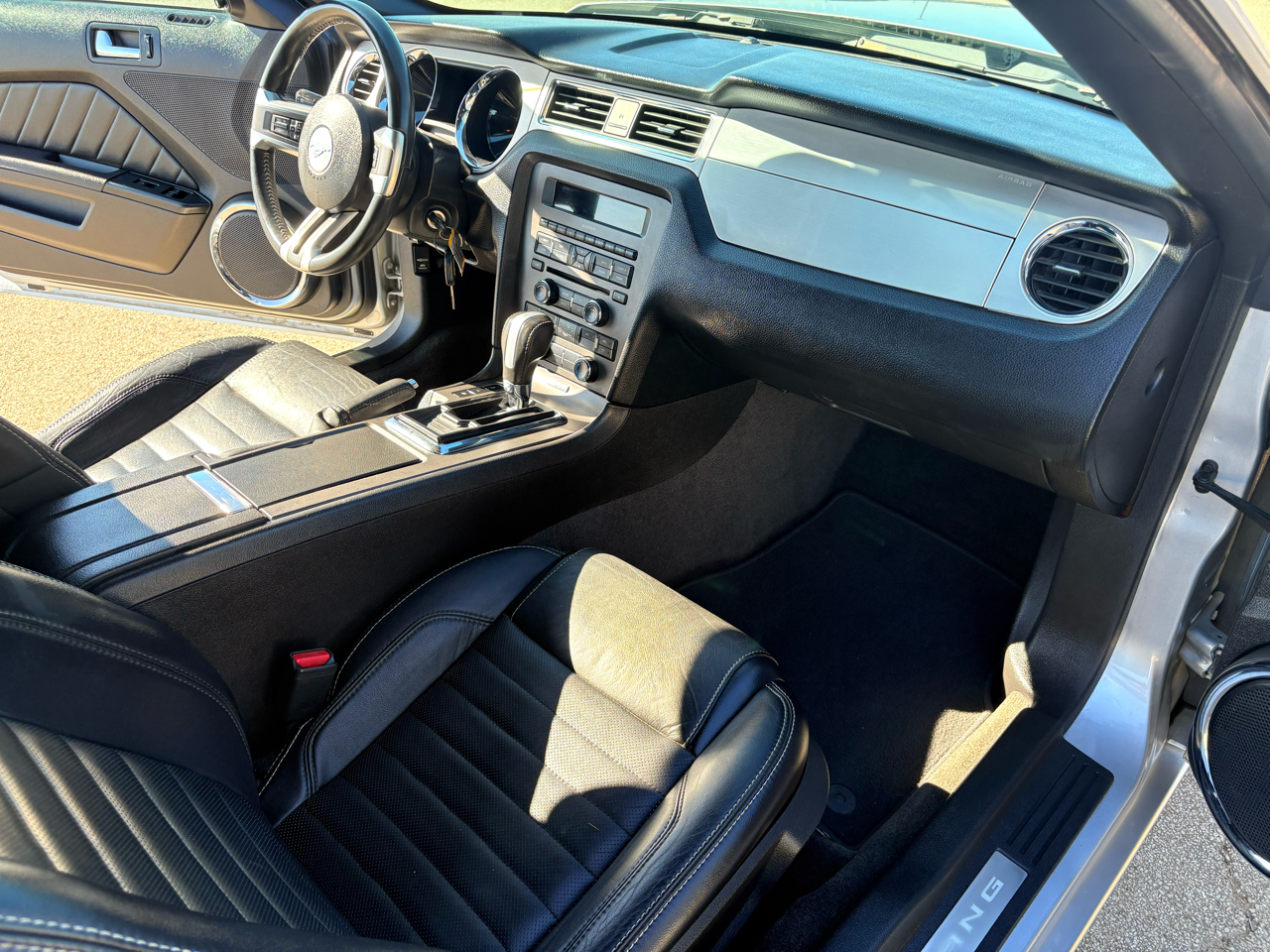 Ford Mustang 2dr Conv V6 2014