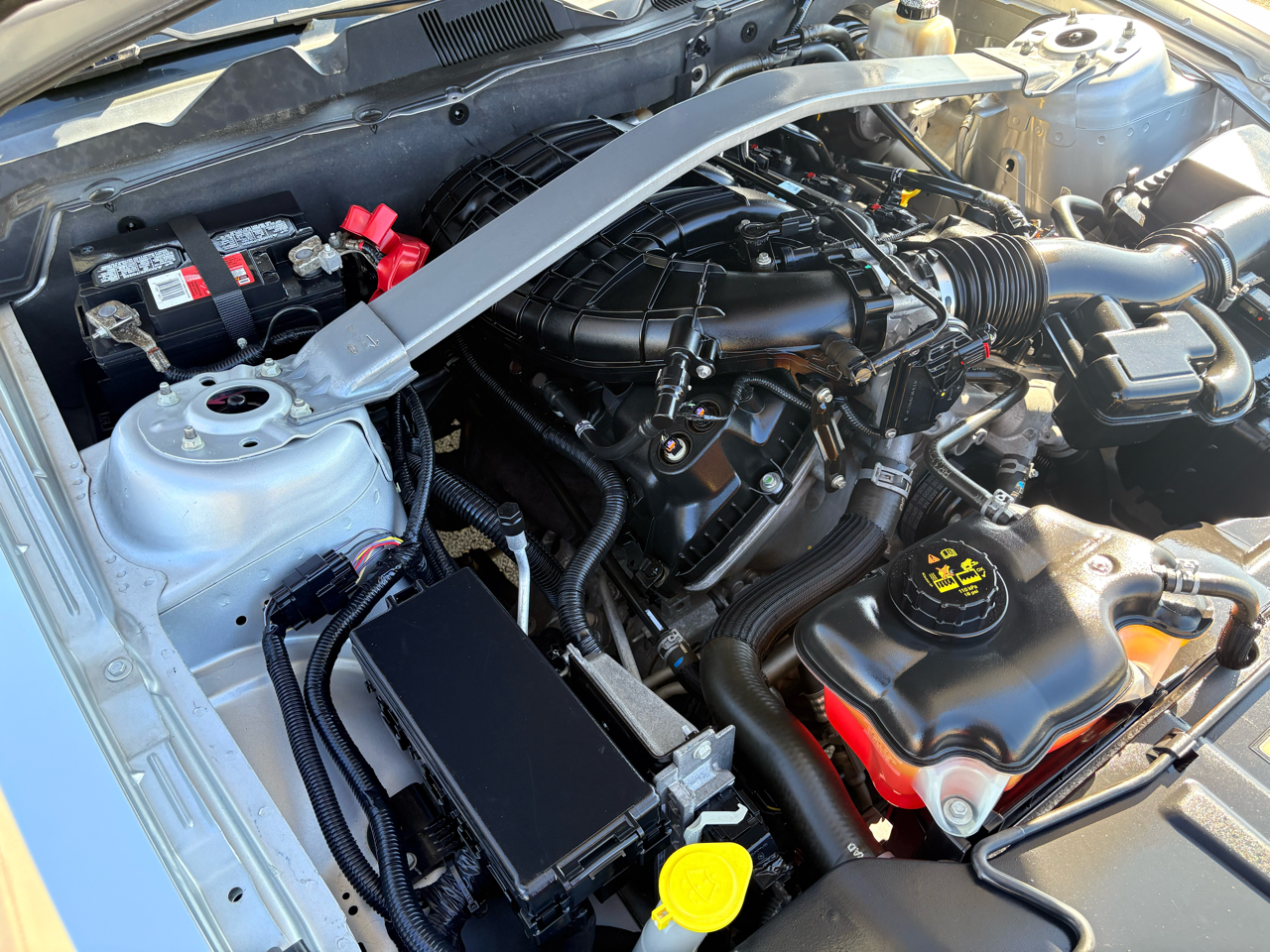 Ford Mustang 2dr Conv V6 2014