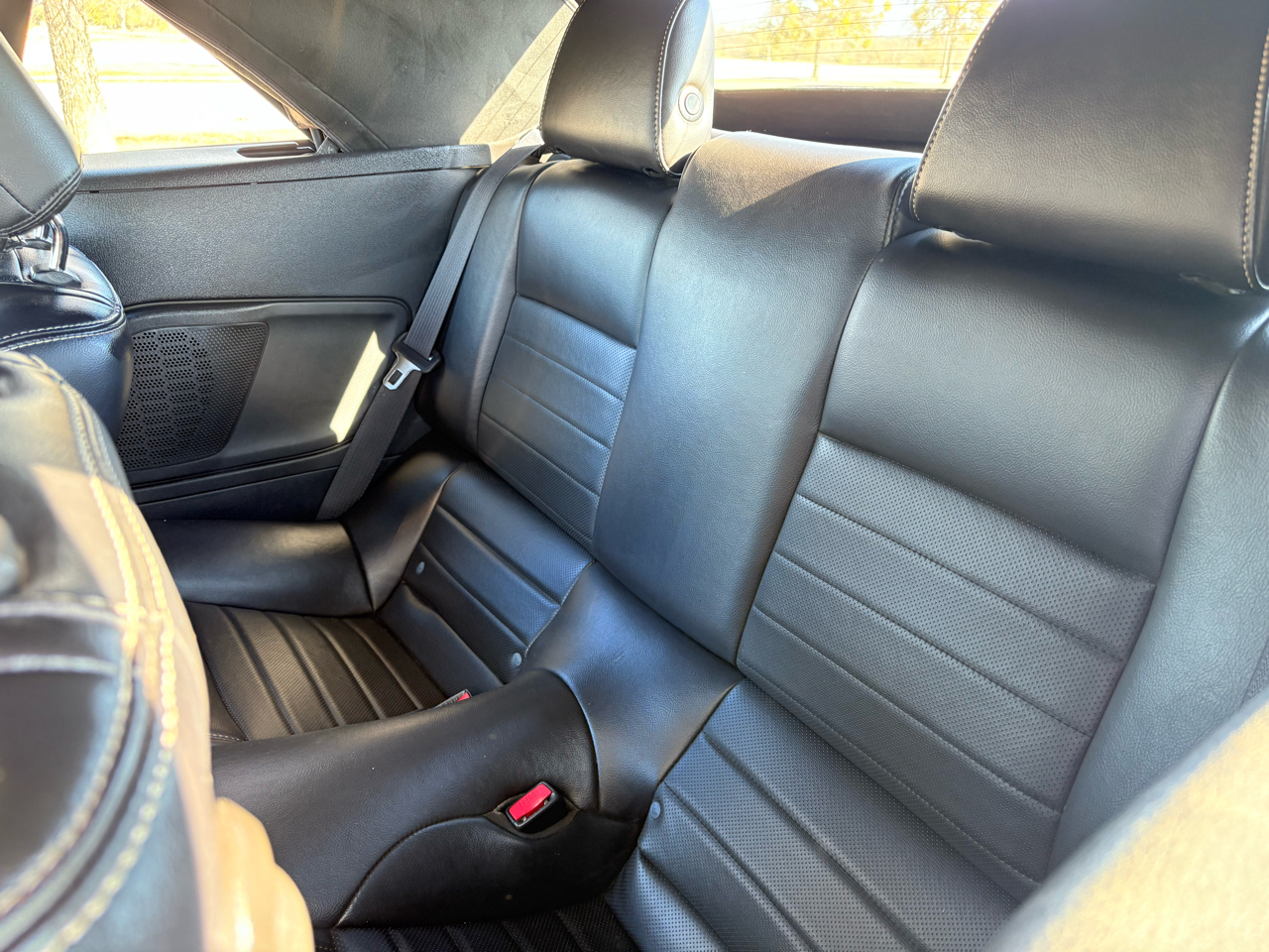 Ford Mustang 2dr Conv V6 2014