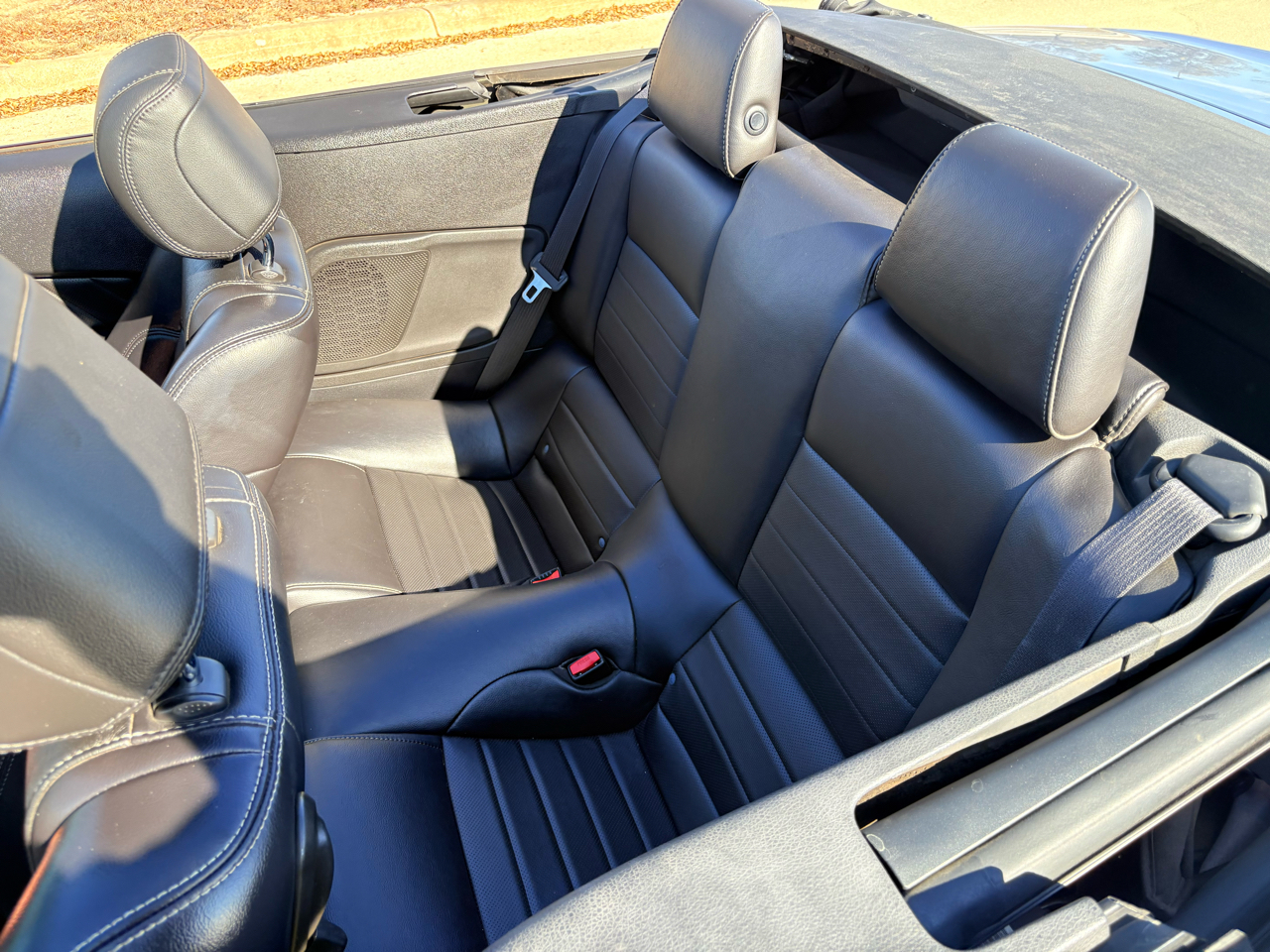 Ford Mustang 2dr Conv V6 2014