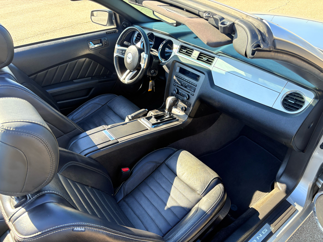 Ford Mustang 2dr Conv V6 2014