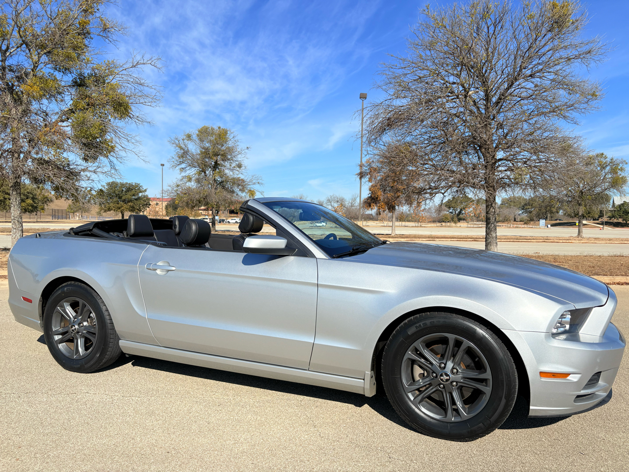 Ford Mustang 2dr Conv V6 2014