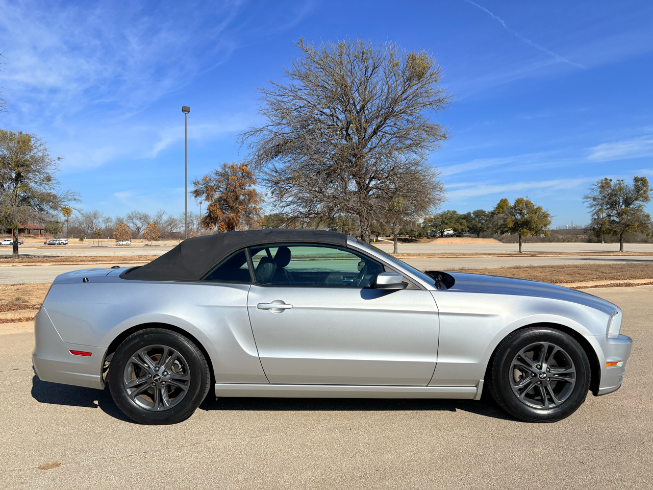 Ford Mustang 2dr Conv V6 2014