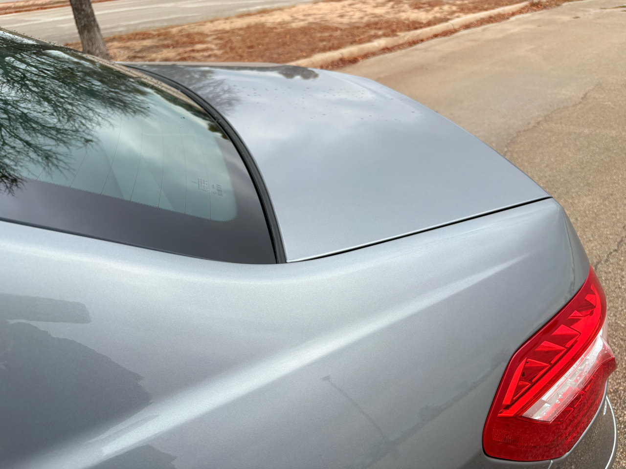 Mercedes-Benz E-Class 4dr Sdn E 350 Luxury RWD 2011