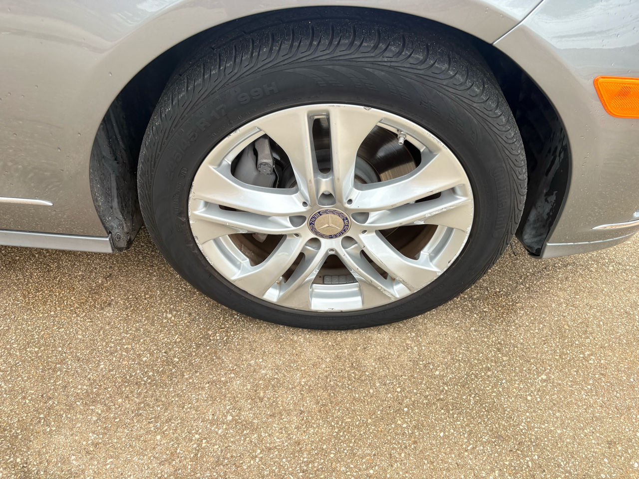 Mercedes-Benz E-Class 4dr Sdn E 350 Luxury RWD 2011