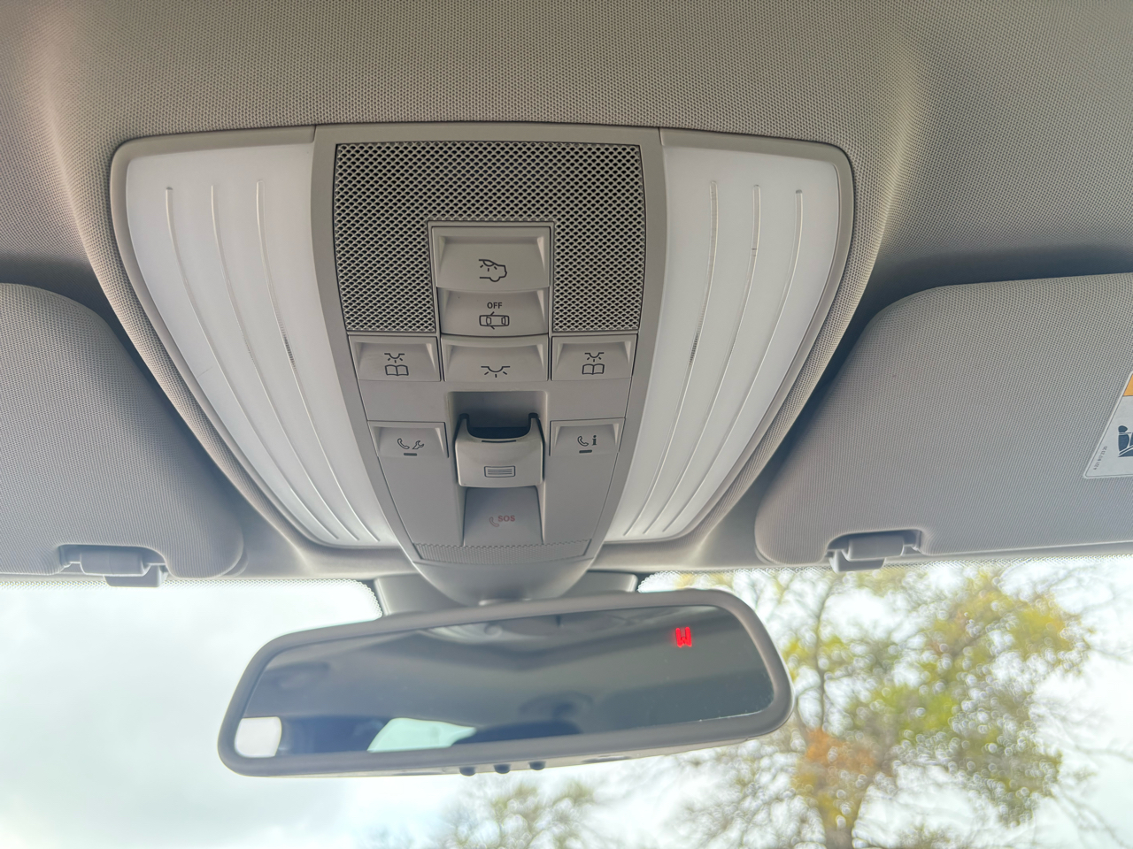 Mercedes-Benz E-Class 4dr Sdn E 350 Luxury RWD 2011