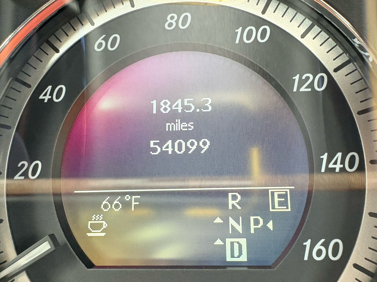 Mercedes-Benz E-Class 4dr Sdn E 350 Luxury RWD 2011