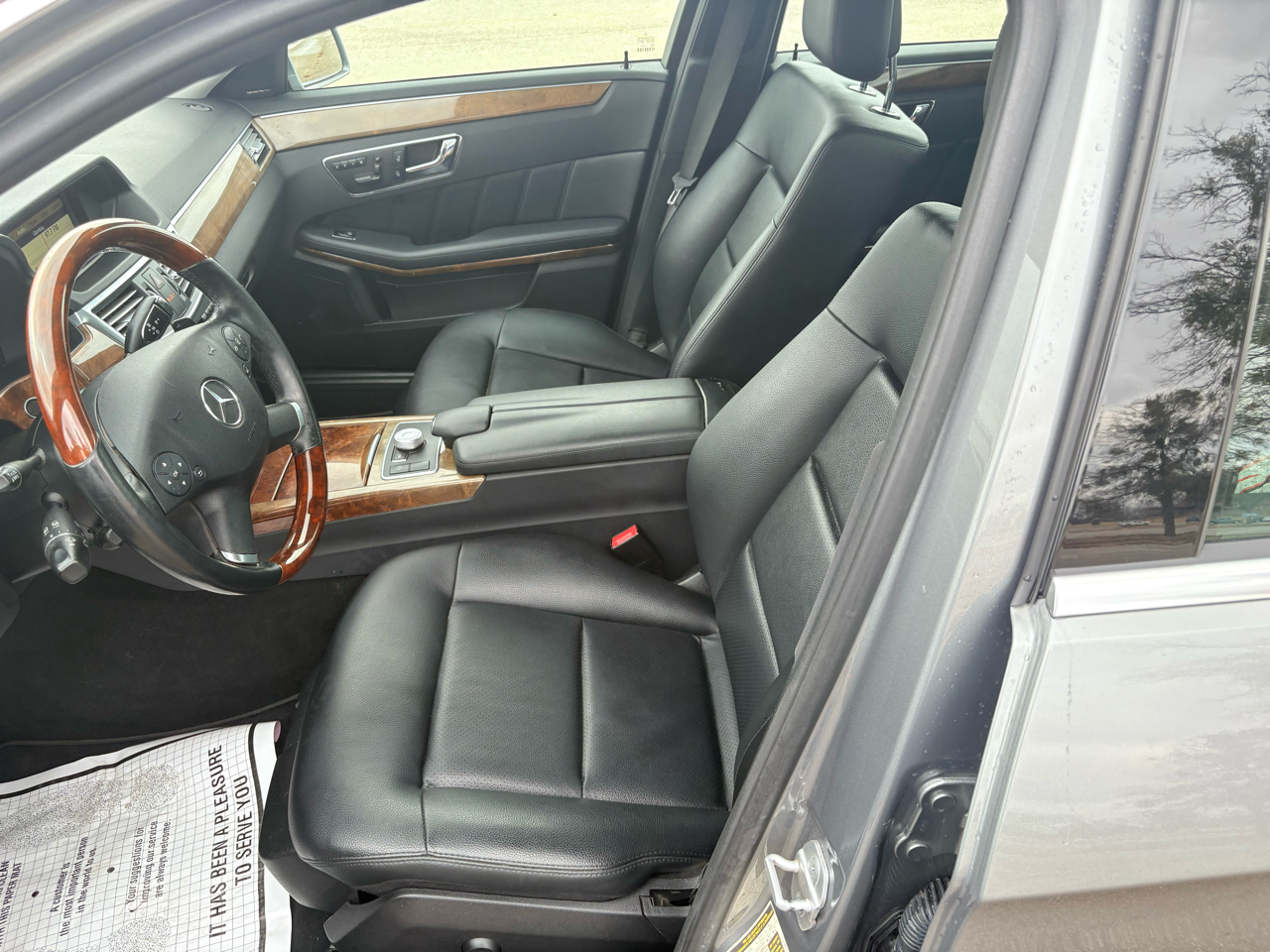 Mercedes-Benz E-Class 4dr Sdn E 350 Luxury RWD 2011