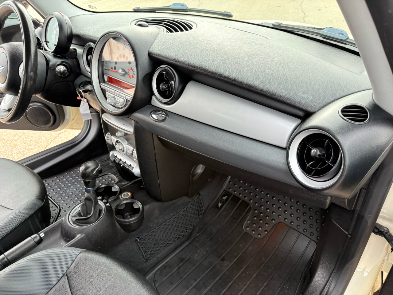 MINI Cooper Hardtop 2dr Cpe 2010