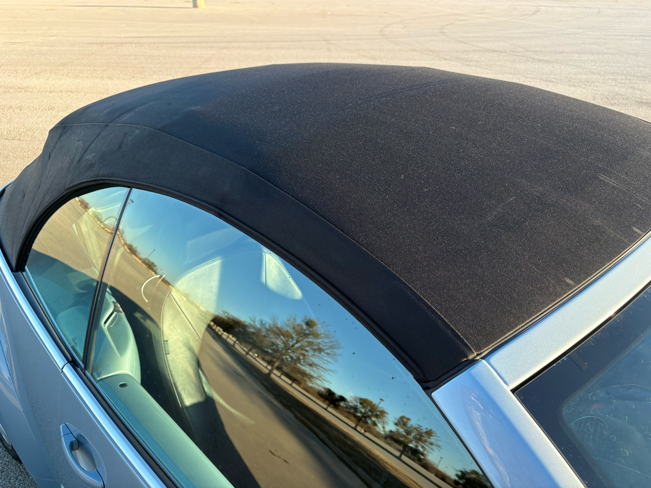 Volkswagen New Beetle Convertible 2dr Auto 2010