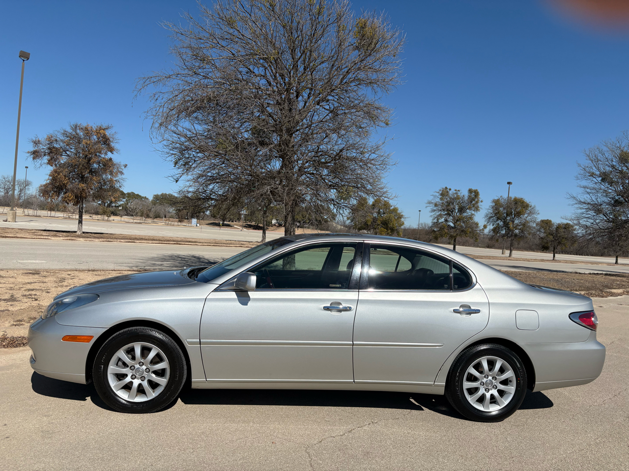 Lexus ES 330 4dr Sdn 2005