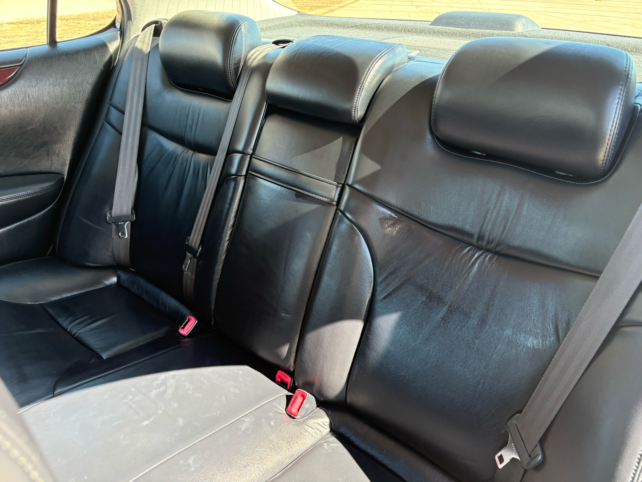 Lexus ES 330 4dr Sdn 2005