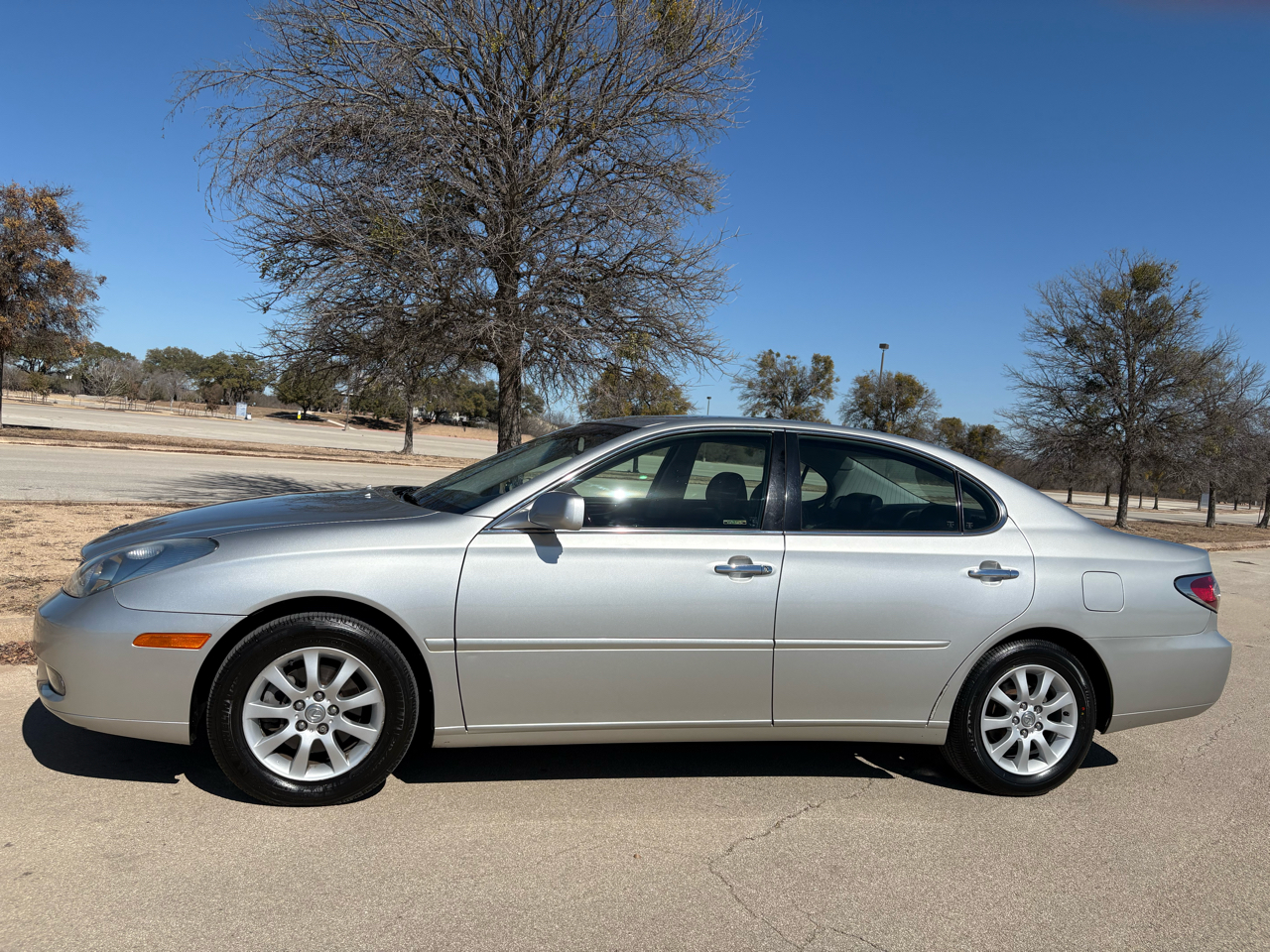 Lexus ES 330 4dr Sdn 2005