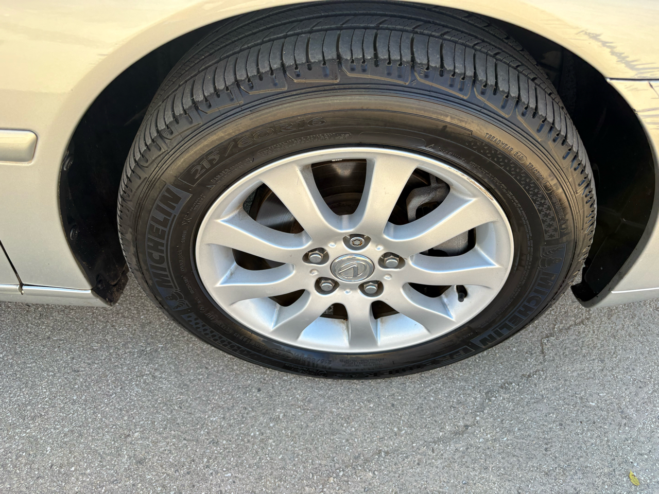 Lexus ES 330 4dr Sdn 2005