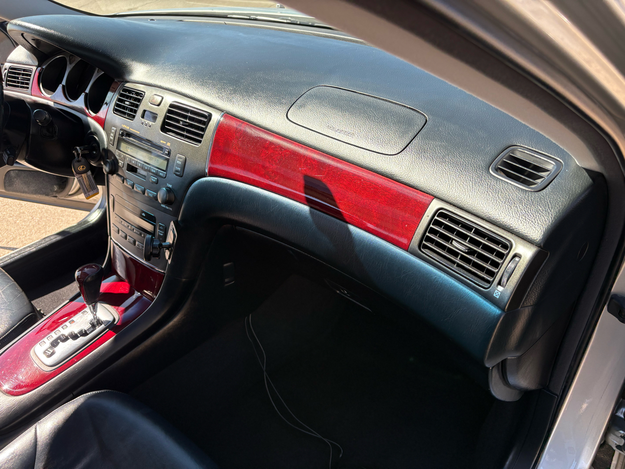 Lexus ES 330 4dr Sdn 2005