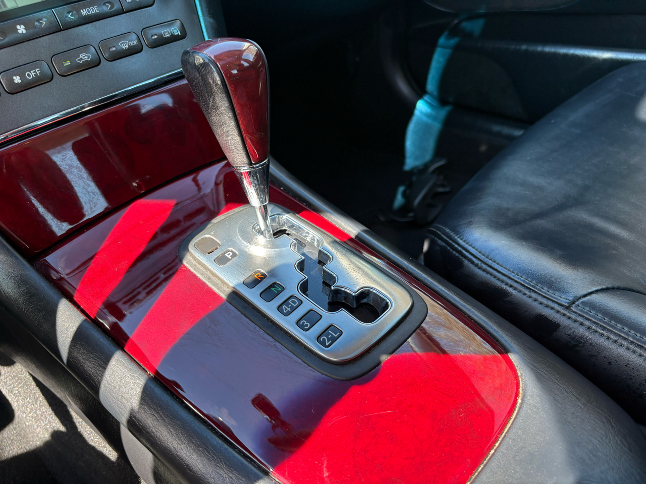 Lexus ES 330 4dr Sdn 2005