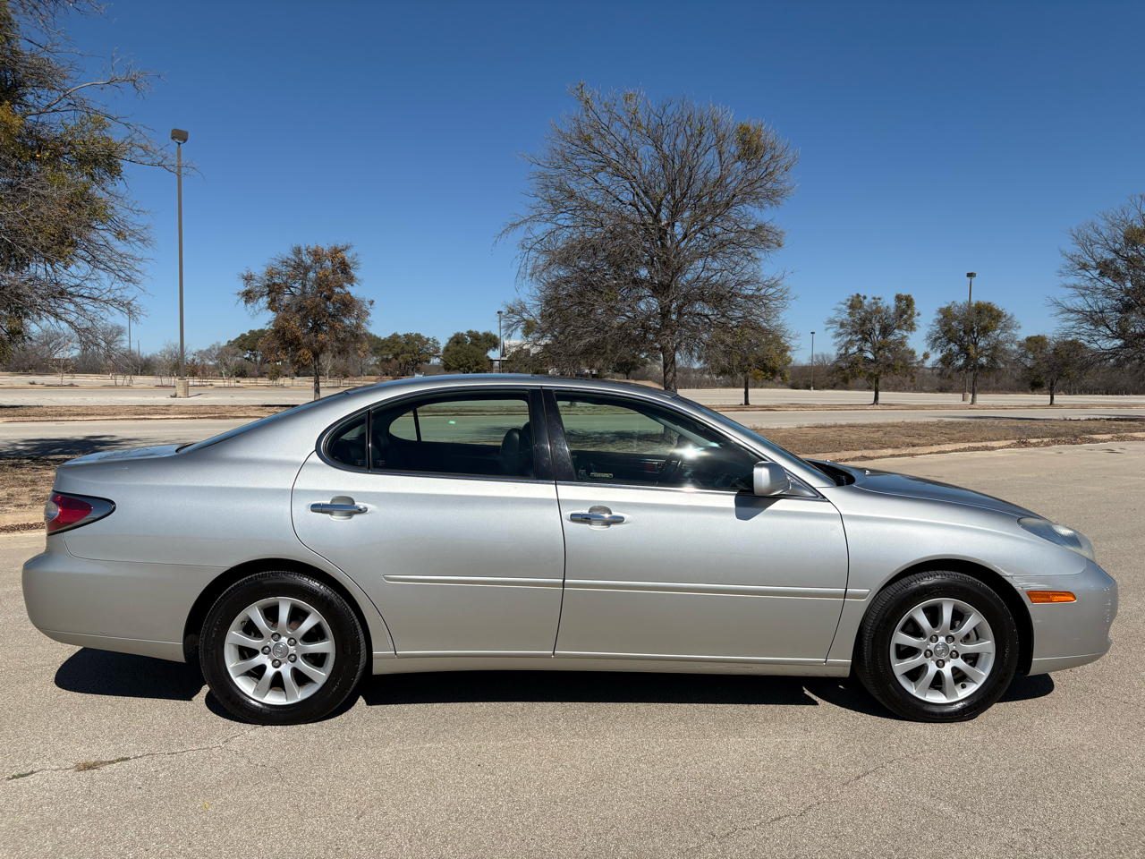 Lexus ES 330 4dr Sdn 2005