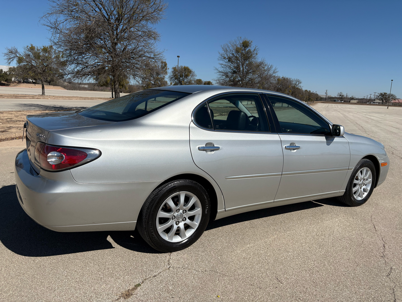 Lexus ES 330 4dr Sdn 2005