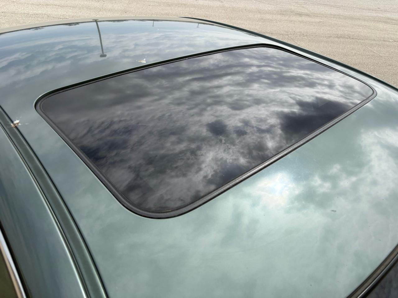 Lexus ES 330 4dr Sdn 2005