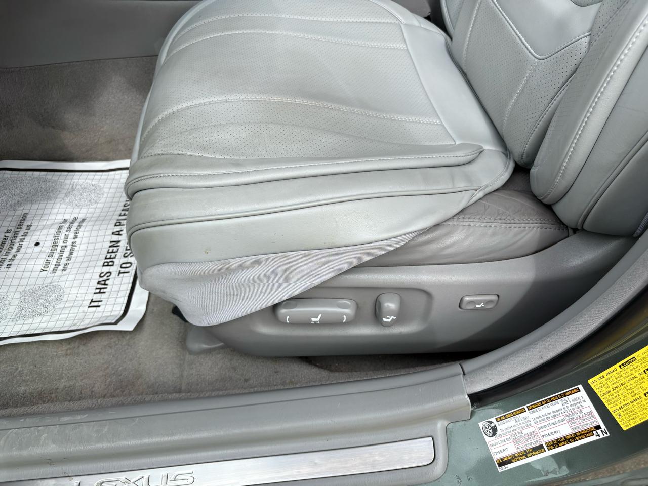 Lexus ES 330 4dr Sdn 2005