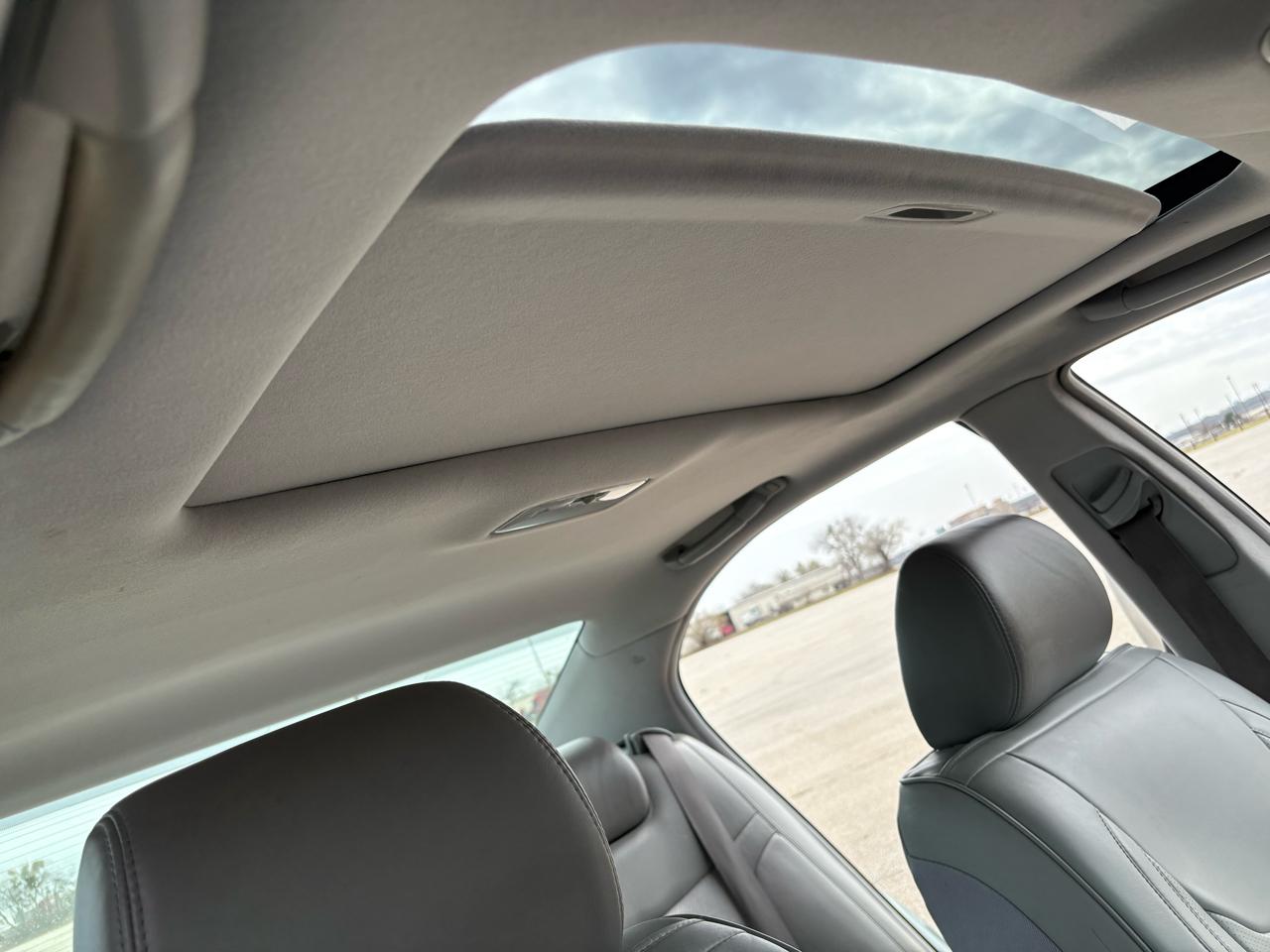 Lexus ES 330 4dr Sdn 2005