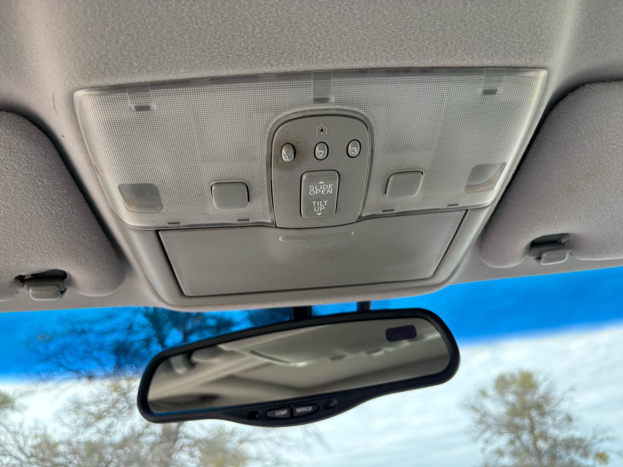 Lexus ES 330 4dr Sdn 2005