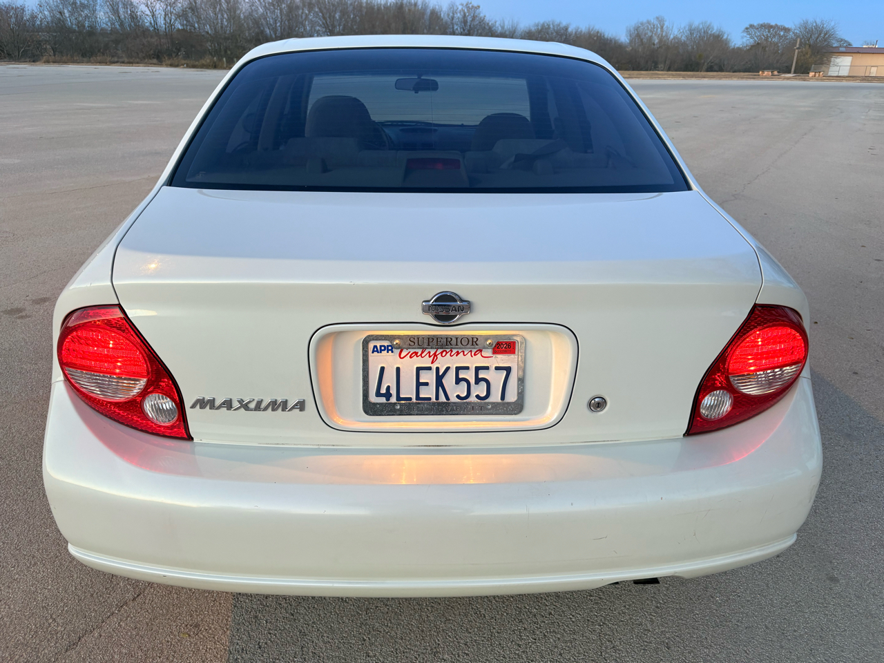 Nissan Maxima 4dr Sdn GXE Auto 2000