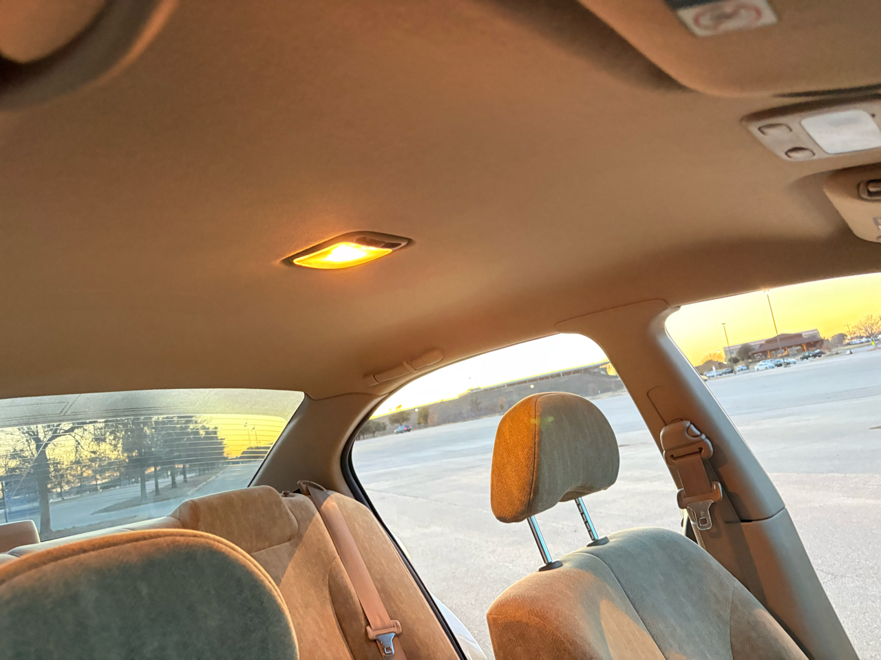 Nissan Maxima 4dr Sdn GXE Auto 2000