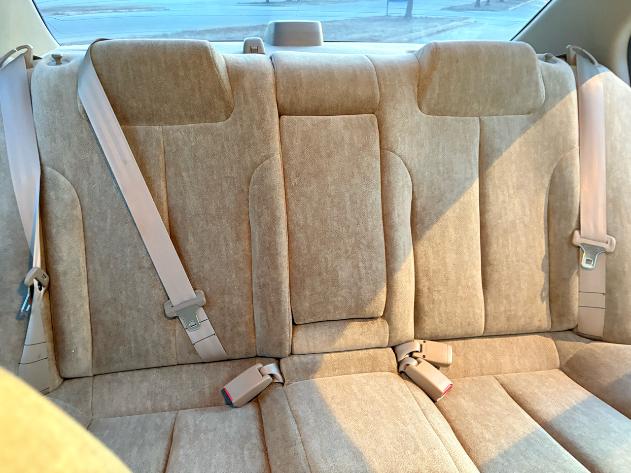 Nissan Maxima 4dr Sdn GXE Auto 2000