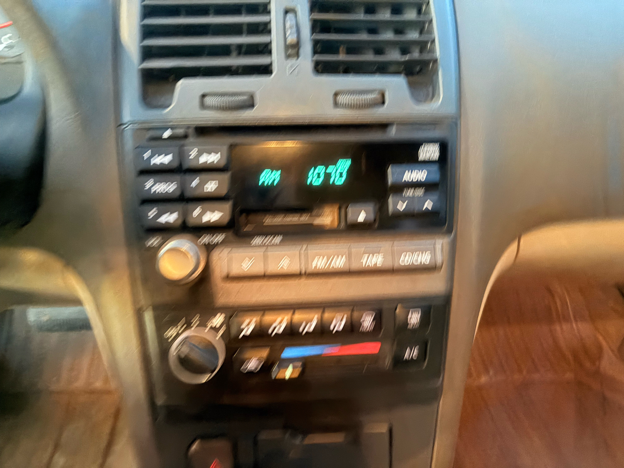 Nissan Maxima 4dr Sdn GXE Auto 2000