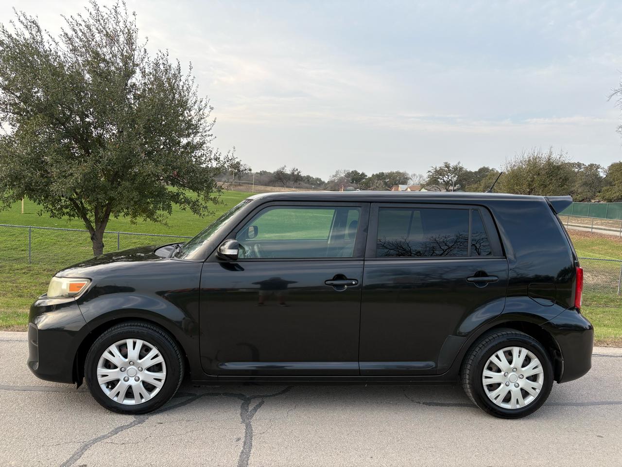 Scion xB  2012