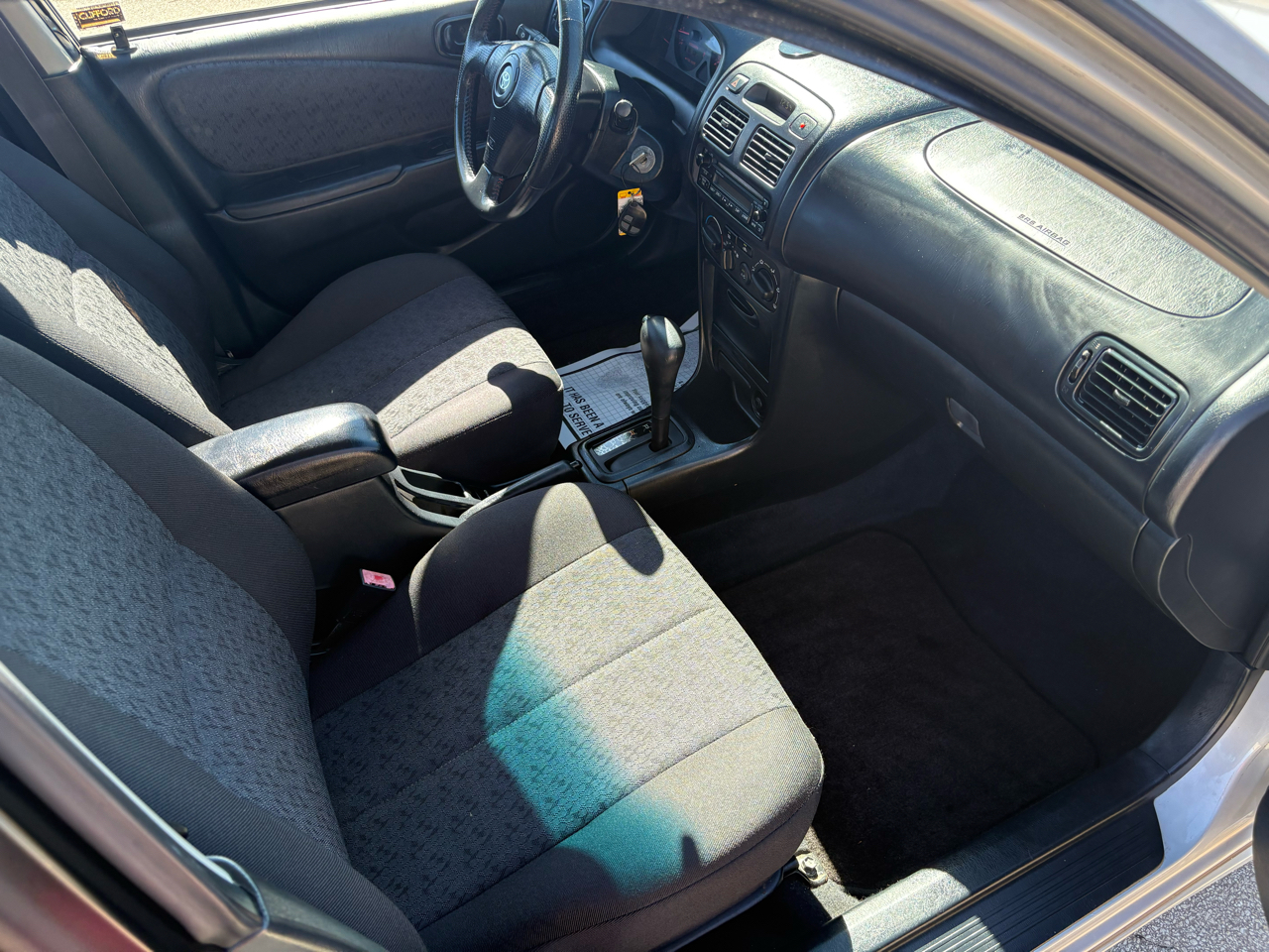 Toyota Corolla  2001