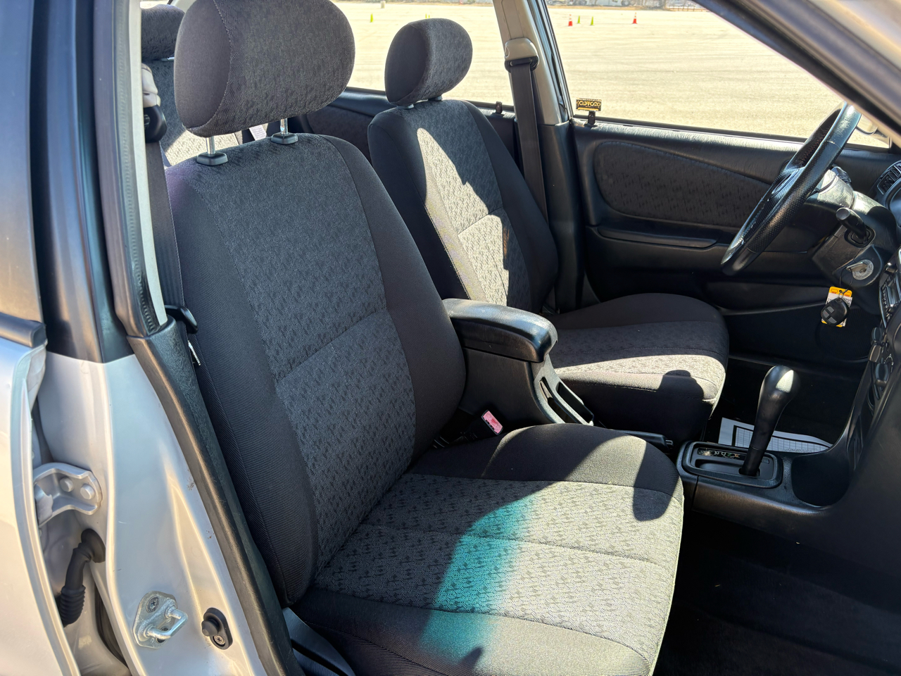 Toyota Corolla  2001