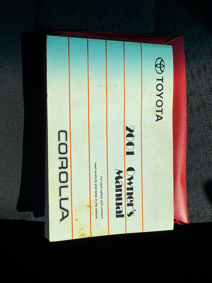 Toyota Corolla  2001