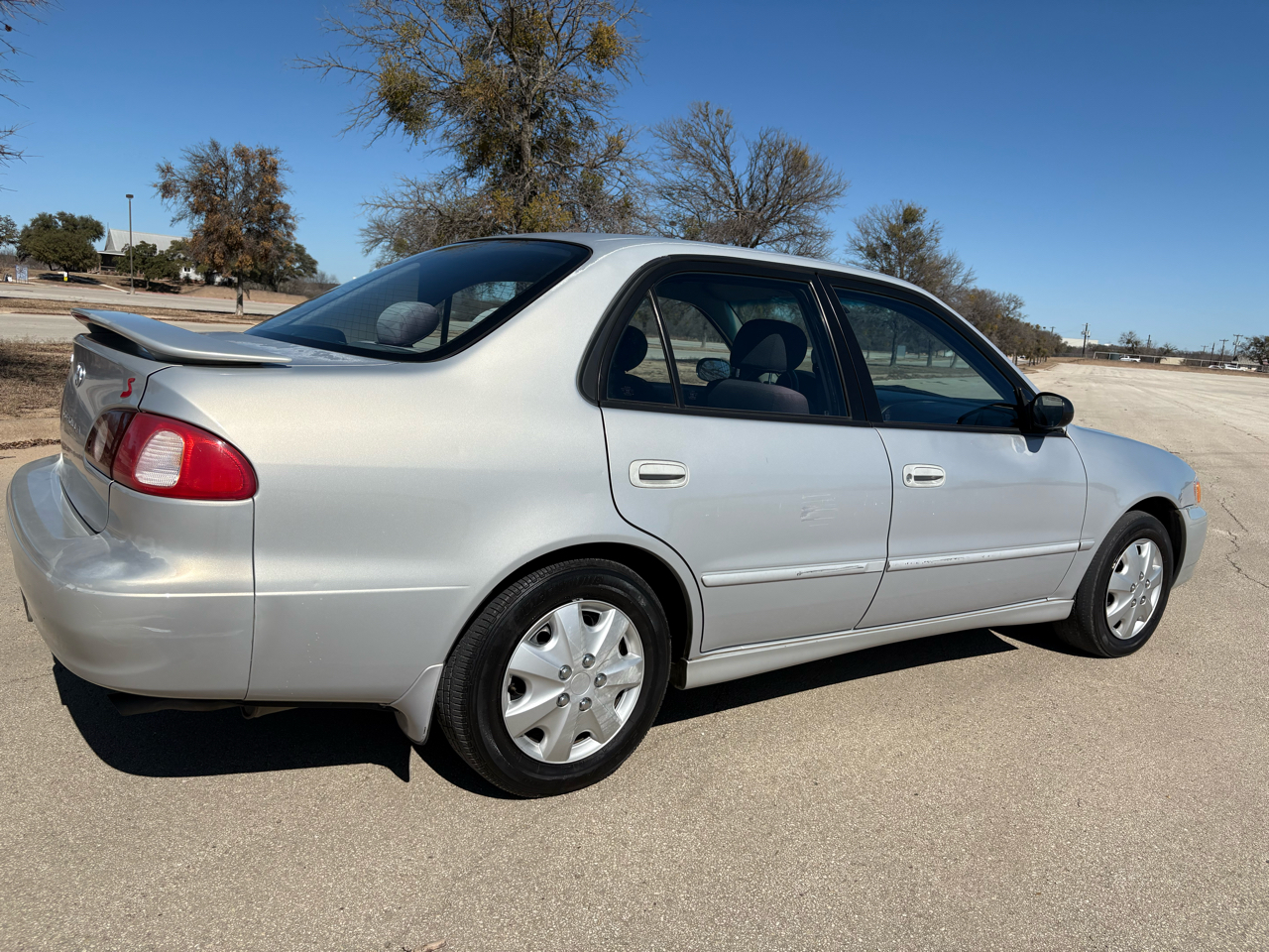 Toyota Corolla  2001