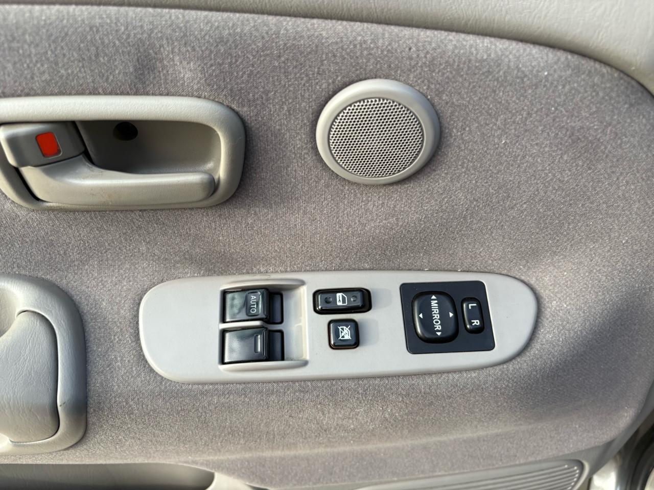 Toyota Tundra AccessCab V8 SR5 (Natl) 2004